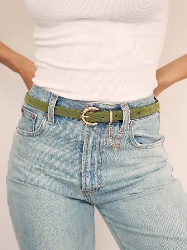 Cascade Chain Belt in Olivine Fashion - Image 2