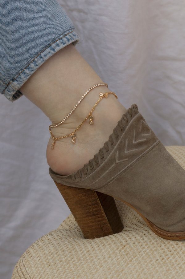 Giovanna Layered Crystal Anklet For Sale - Image 2