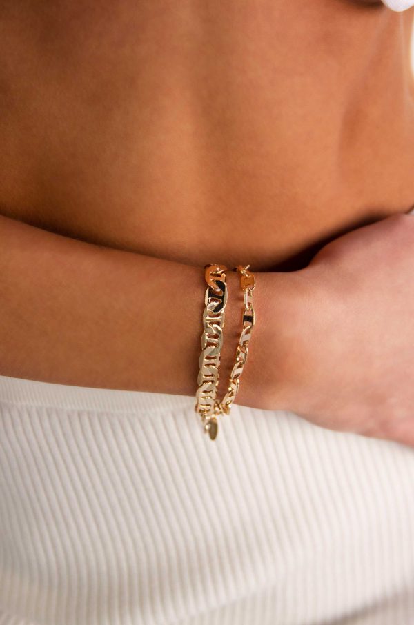 Magic Hour Bracelet Set For Sale - Image 2